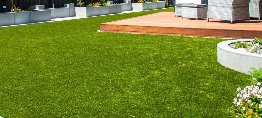 pros and cons of artificial grass in nigeria